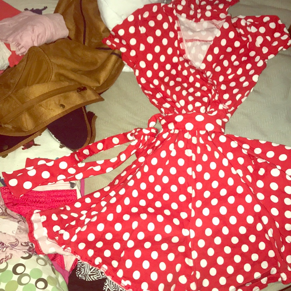 Adorable red and white 50’s retro dress